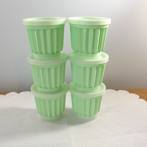 Set of 6 Vintage Minty Green Tupperware Miniature Jello Molds - Picture 8 of 8